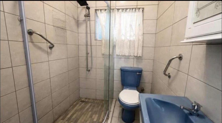 2 Bedroom Property for Sale in Rustenburg Central North West